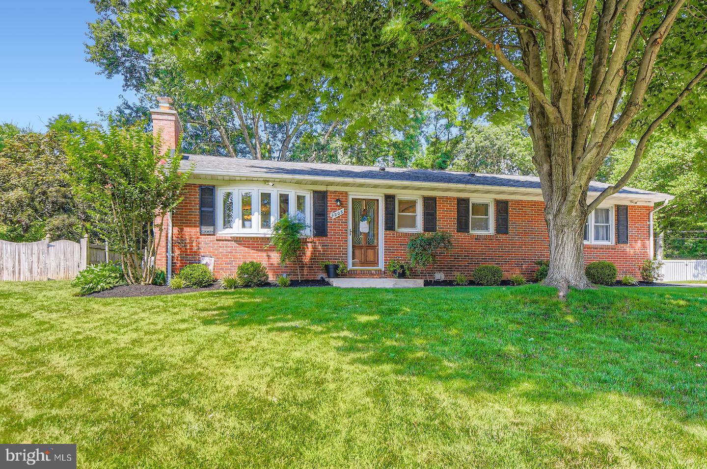 208 Marshall Drive, Forest Hill