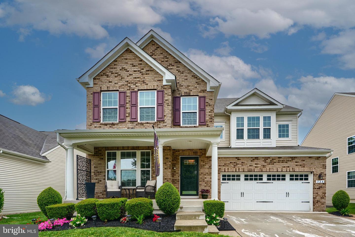 734 Falcon Lane, Aberdeen