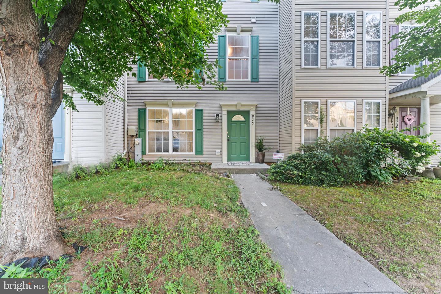 975 Pirates Court, Edgewood