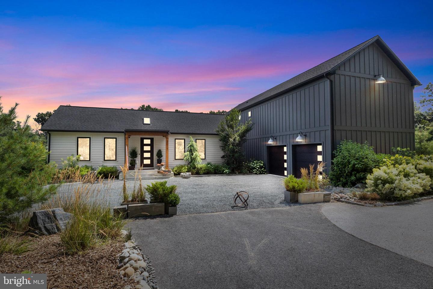 3017 Troyer Road, White Hall
