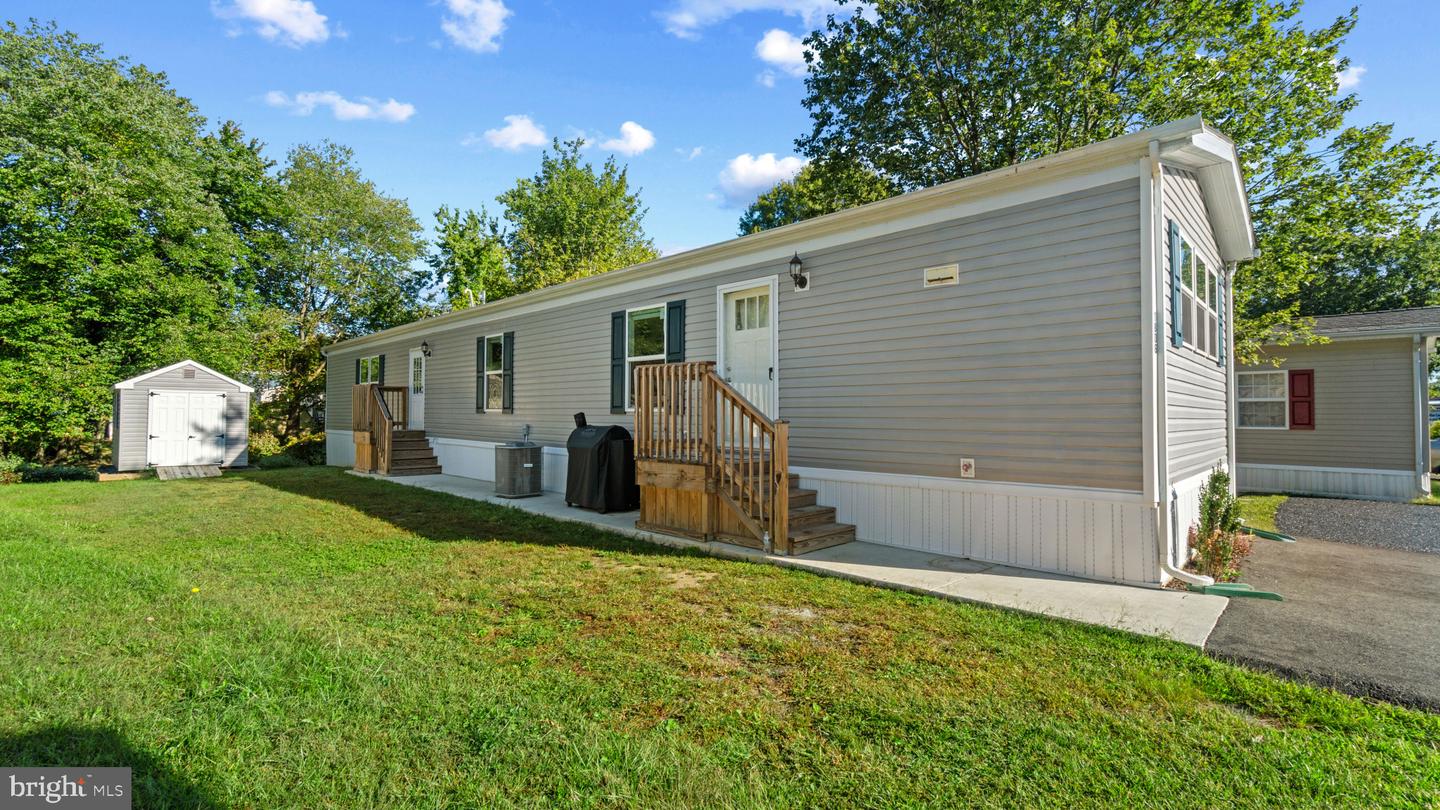 1806 Sandee Ct., Edgewood