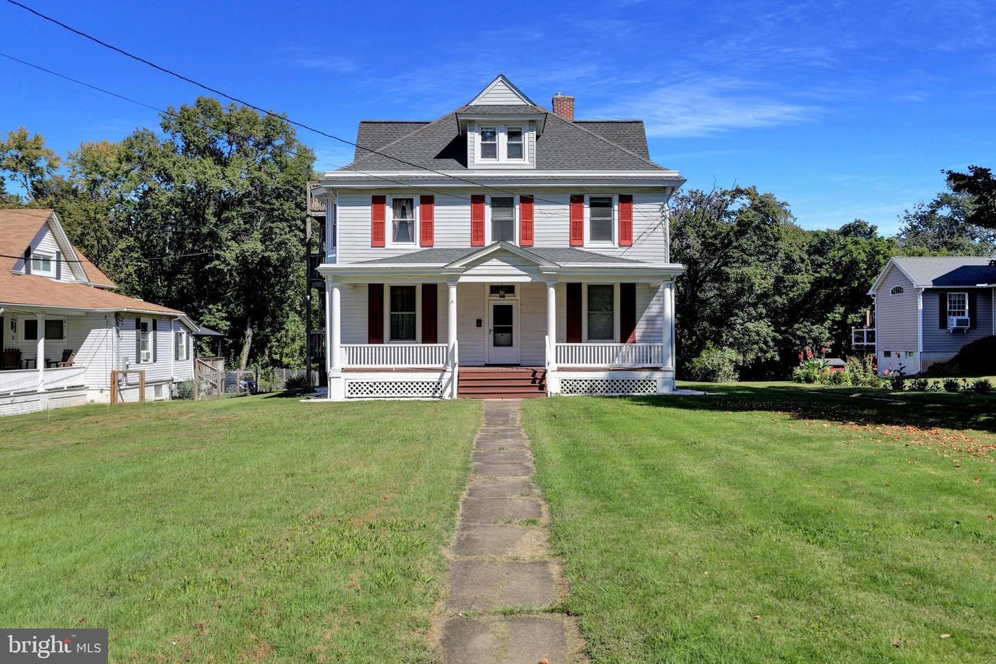 631 W Bel Air Avenue