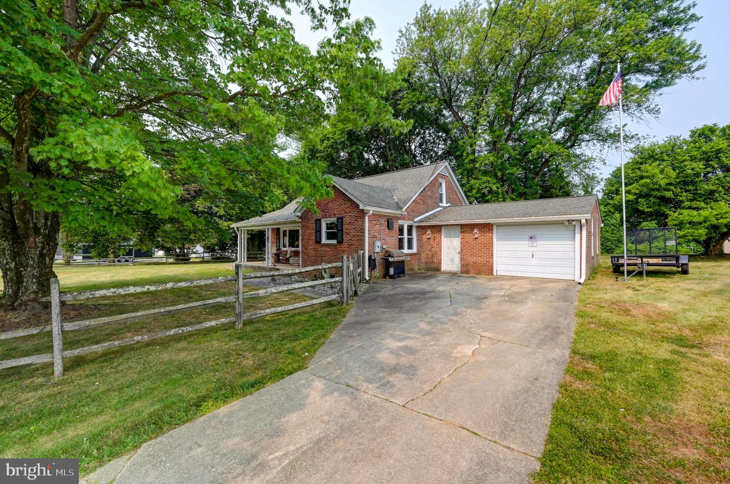 5371 Long Corner Road, White Hall