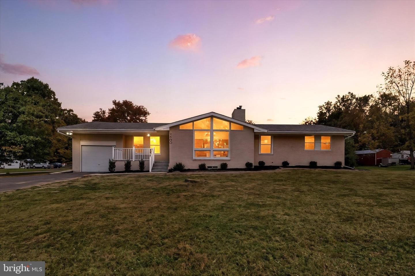2300 Shannon Road, Edgewood