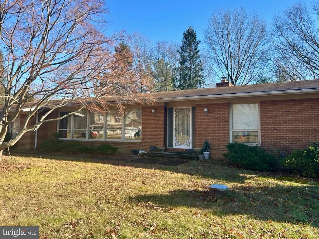 3007 Suffolk Lane