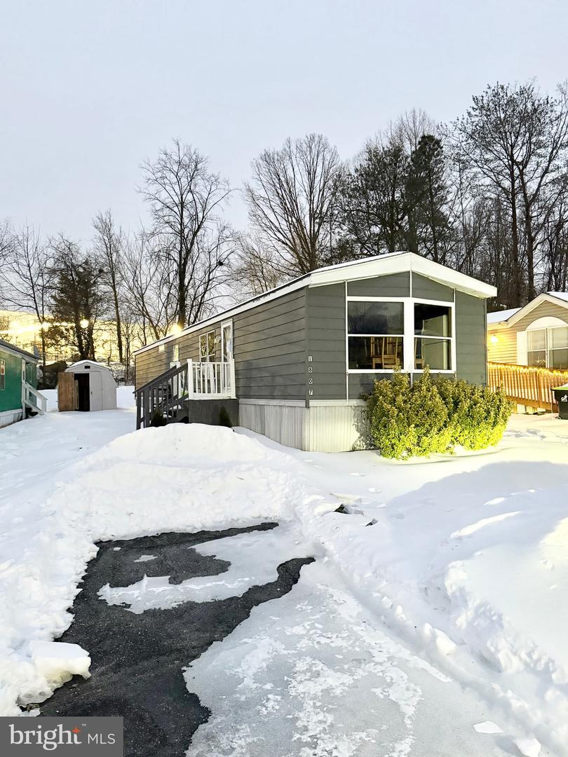 1807 Sandee Court, Edgewood