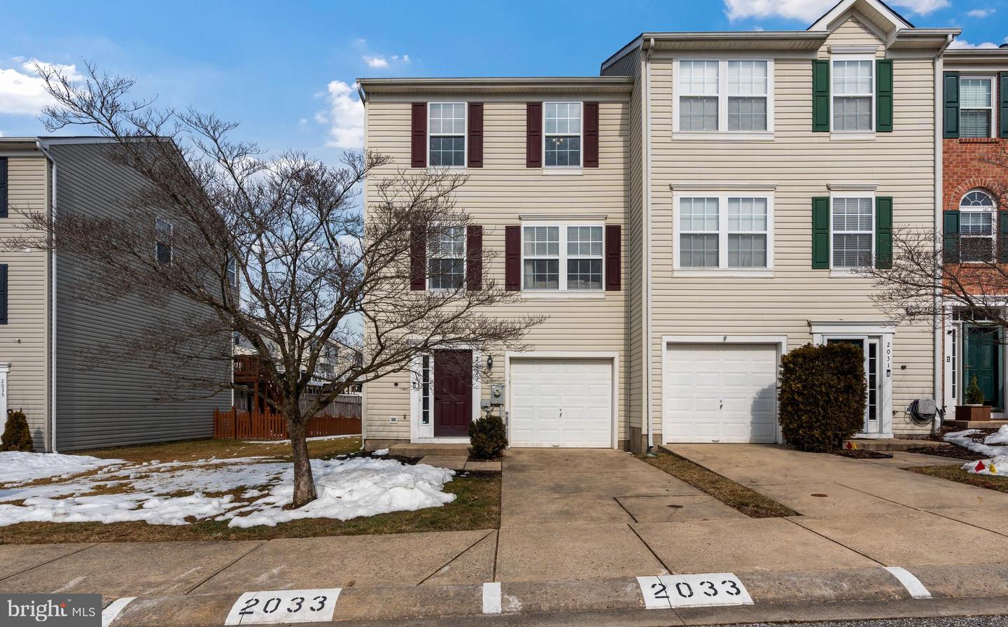 2033 Mardic Drive, Forest Hill