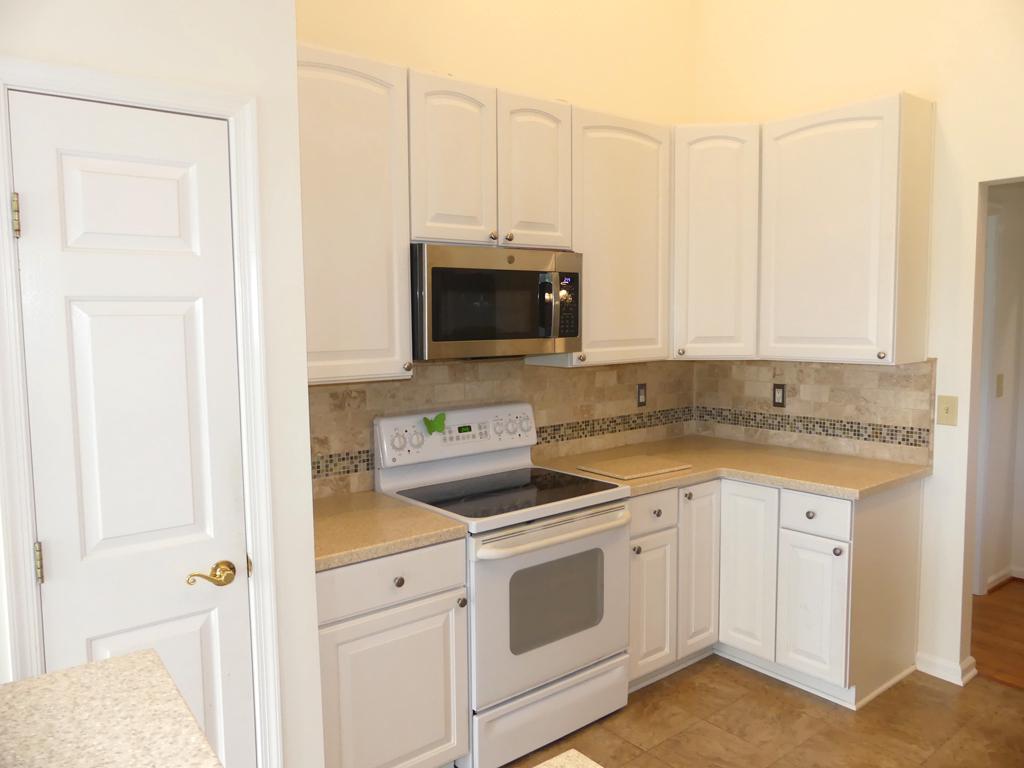 207 Kings Crossing Cir # 81
