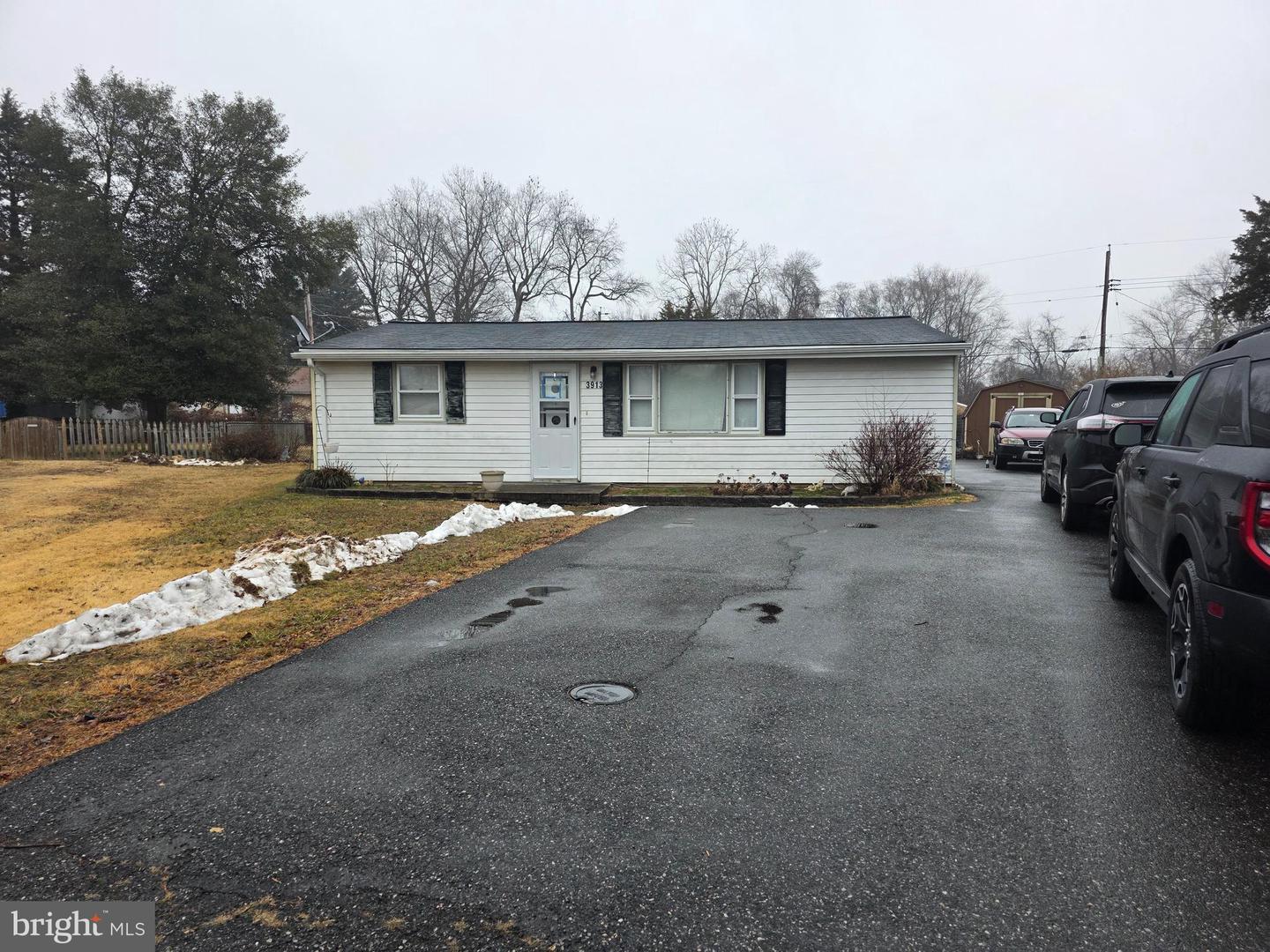 3913 Love Court, Edgewood
