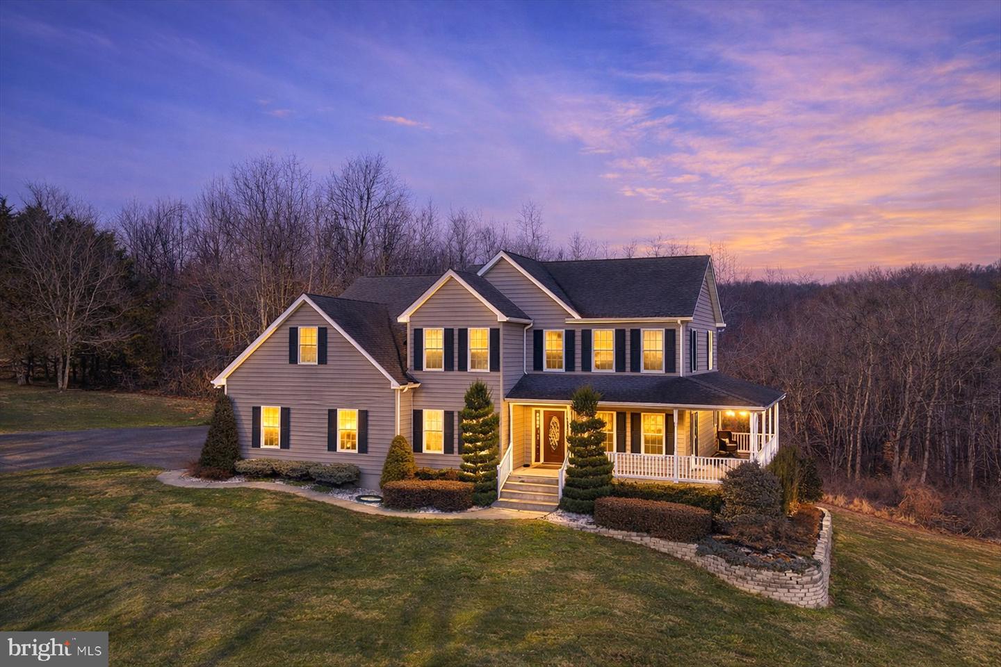 1363 Macton Road, Street