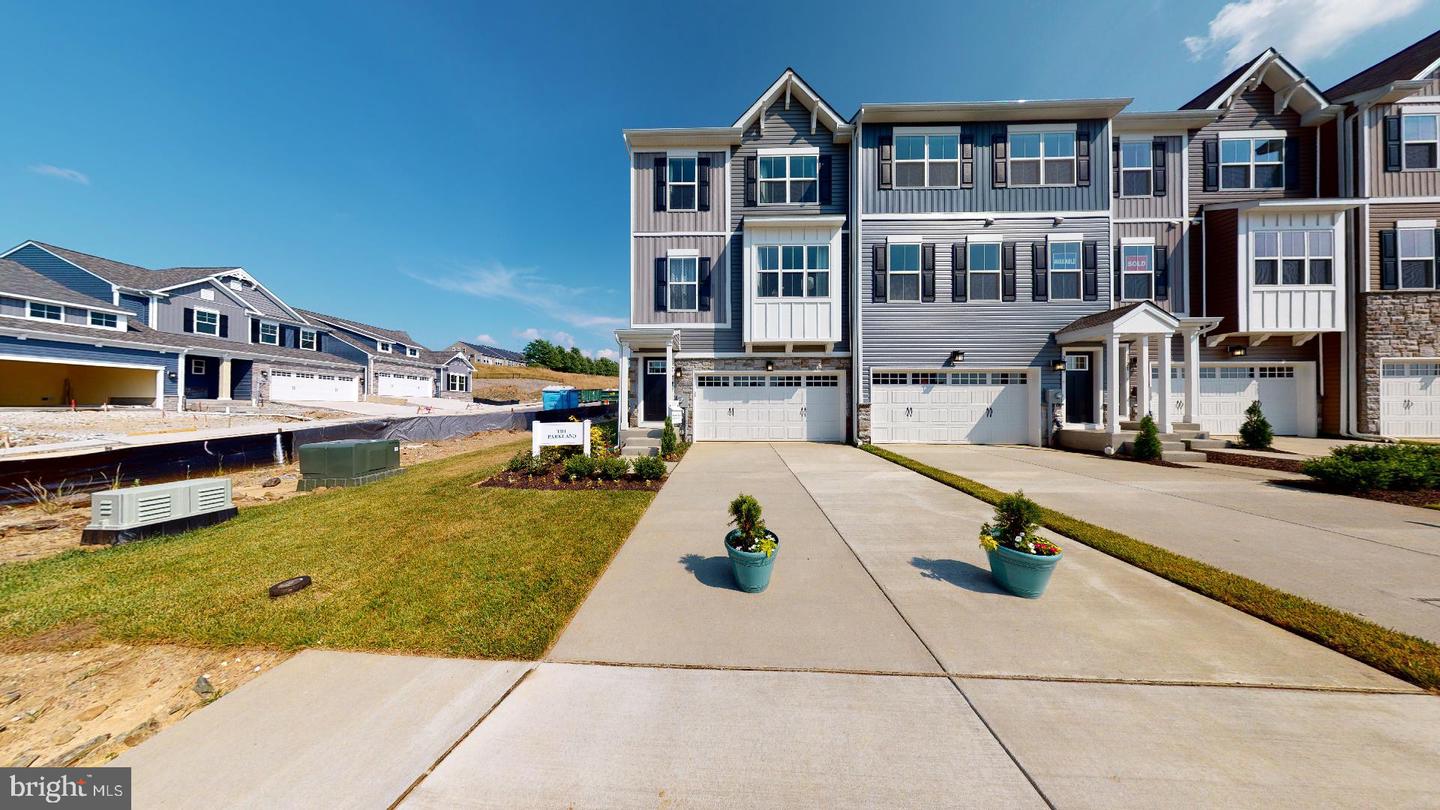 2306 Bells Tower Court