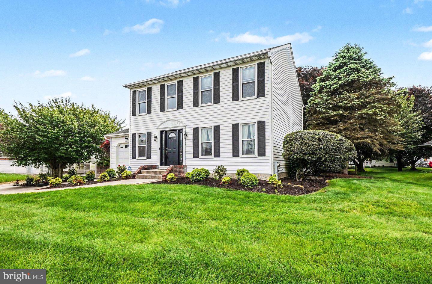 1562 Bentley Circle, Bel Air