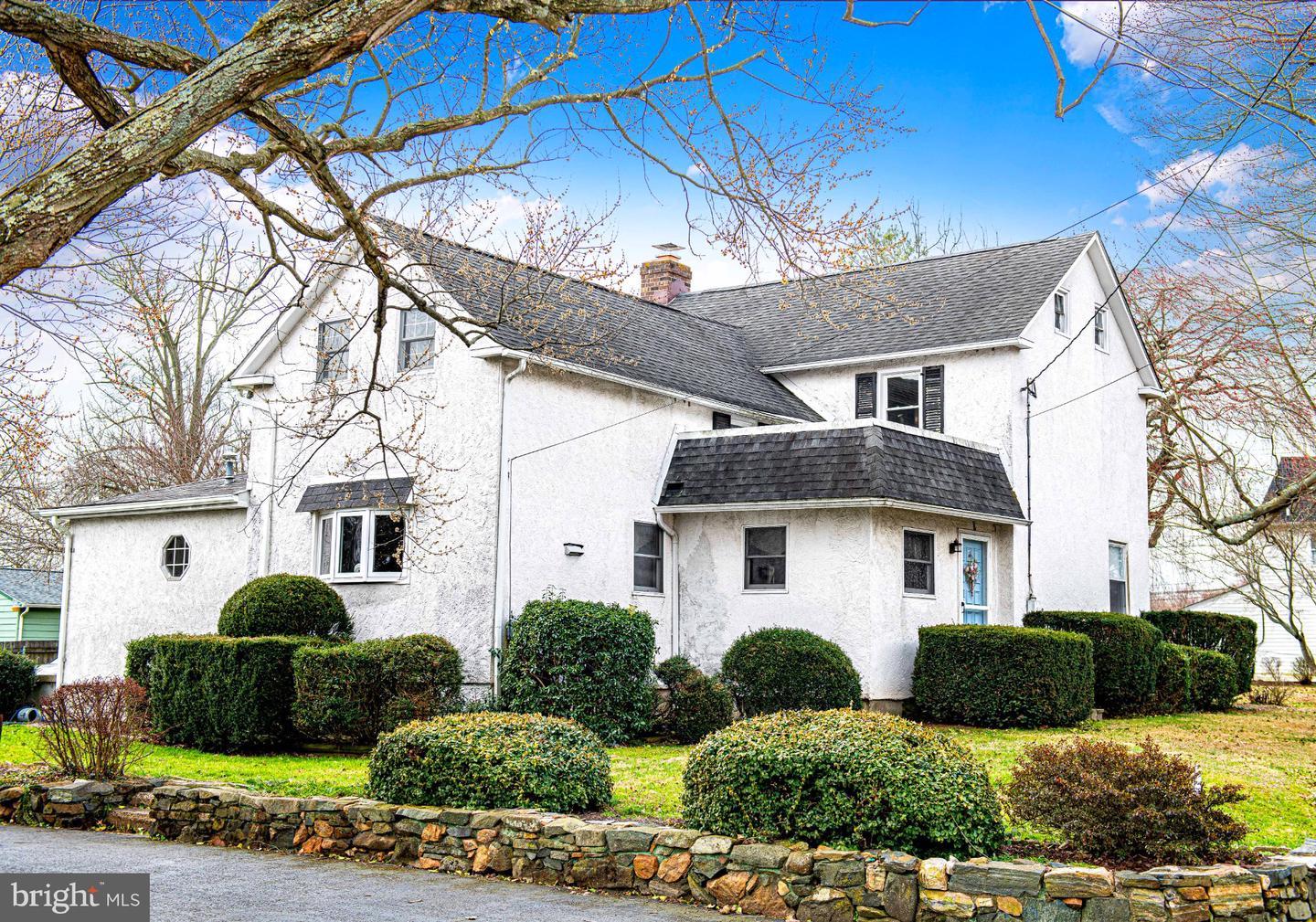 5 Glenville, Churchville