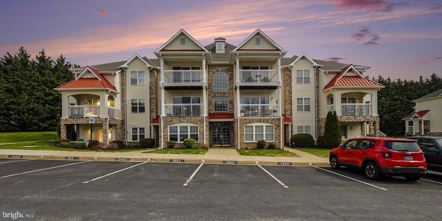 205 Kimary Court #205-B