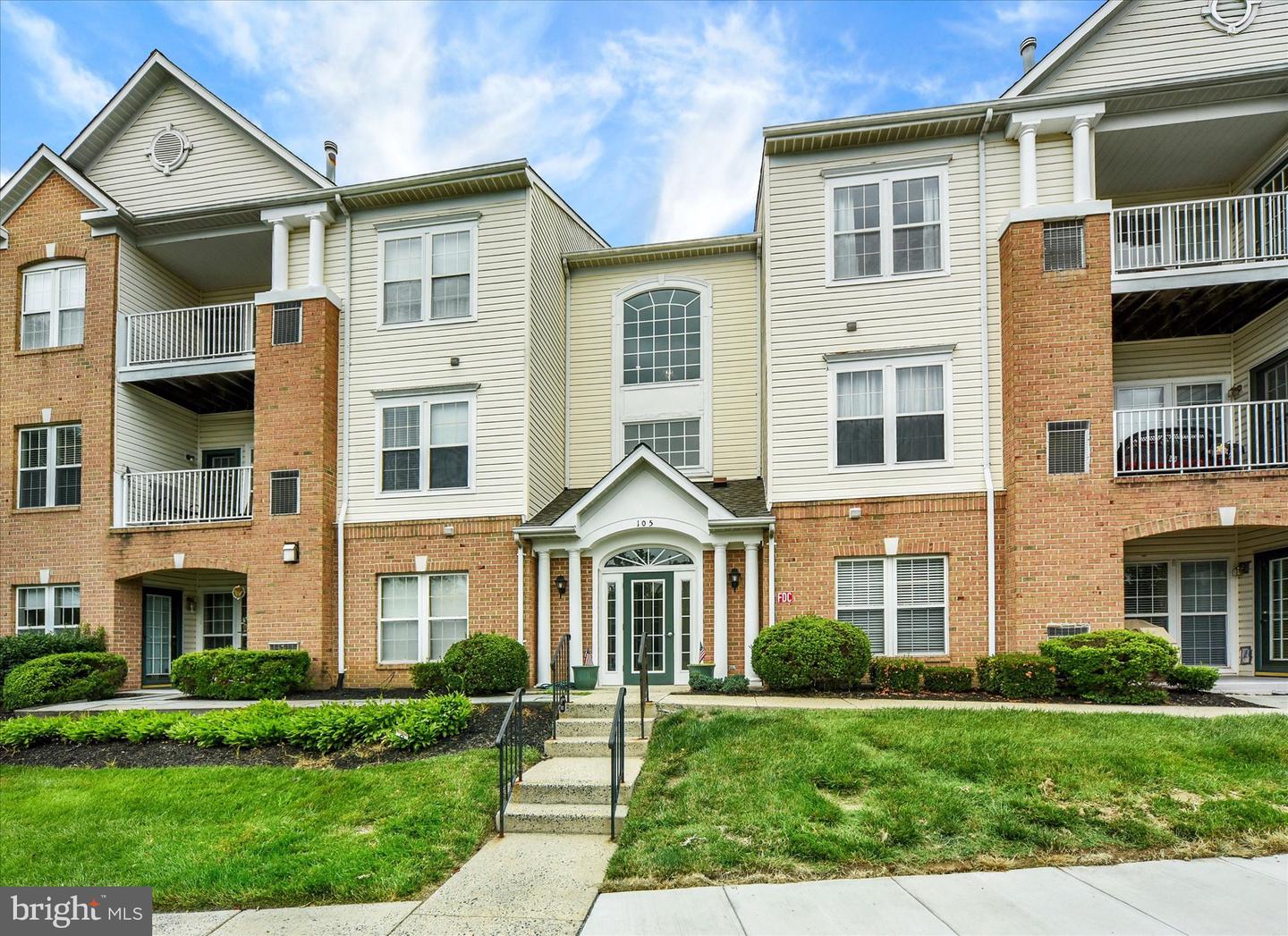 105 Sunshine Court #k