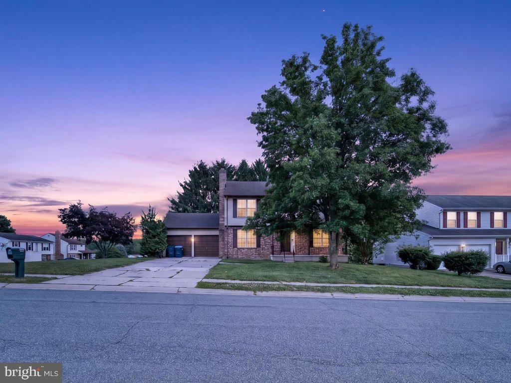 801 High Plain Dr