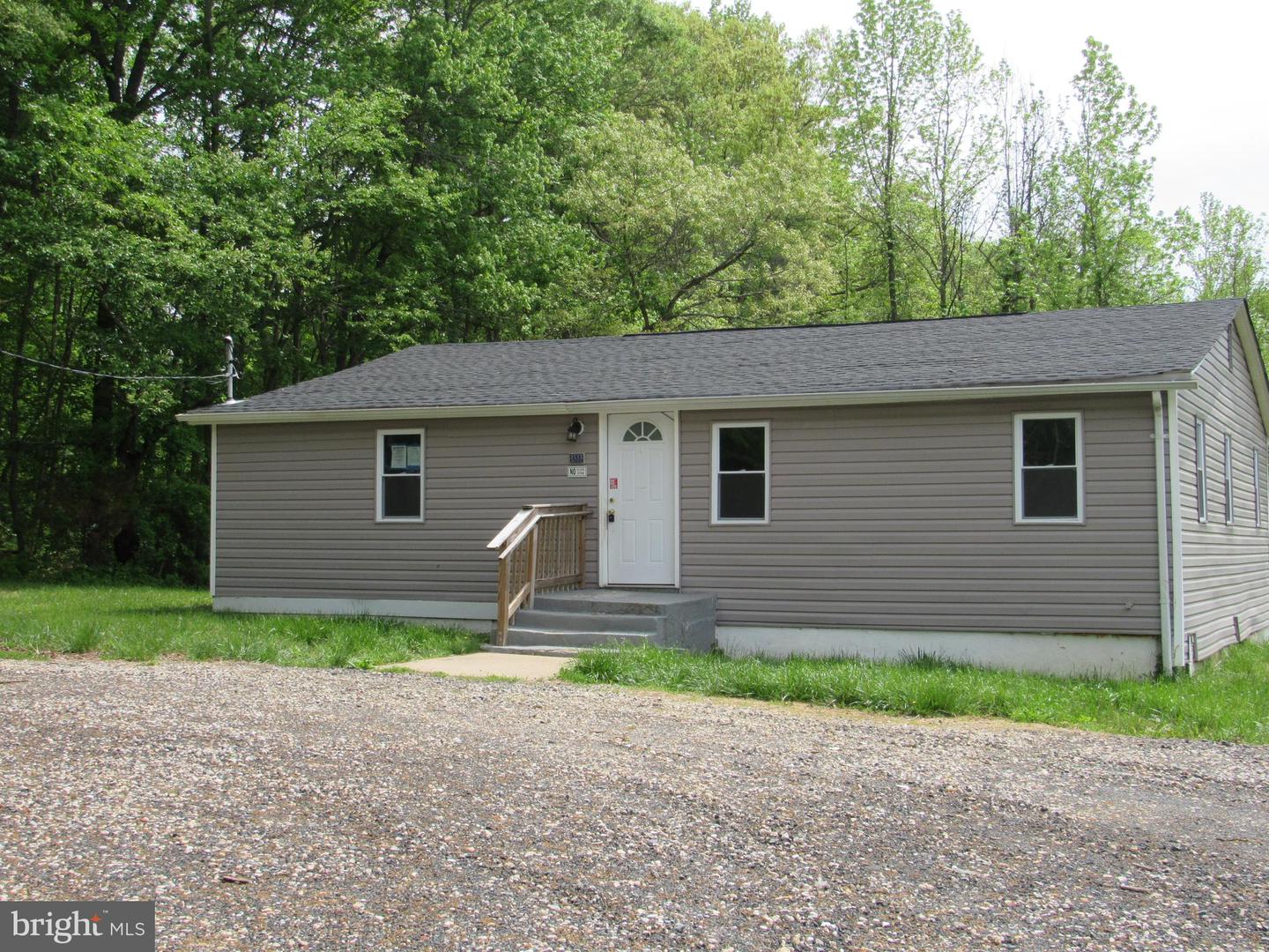 1533 Mitchell Lane