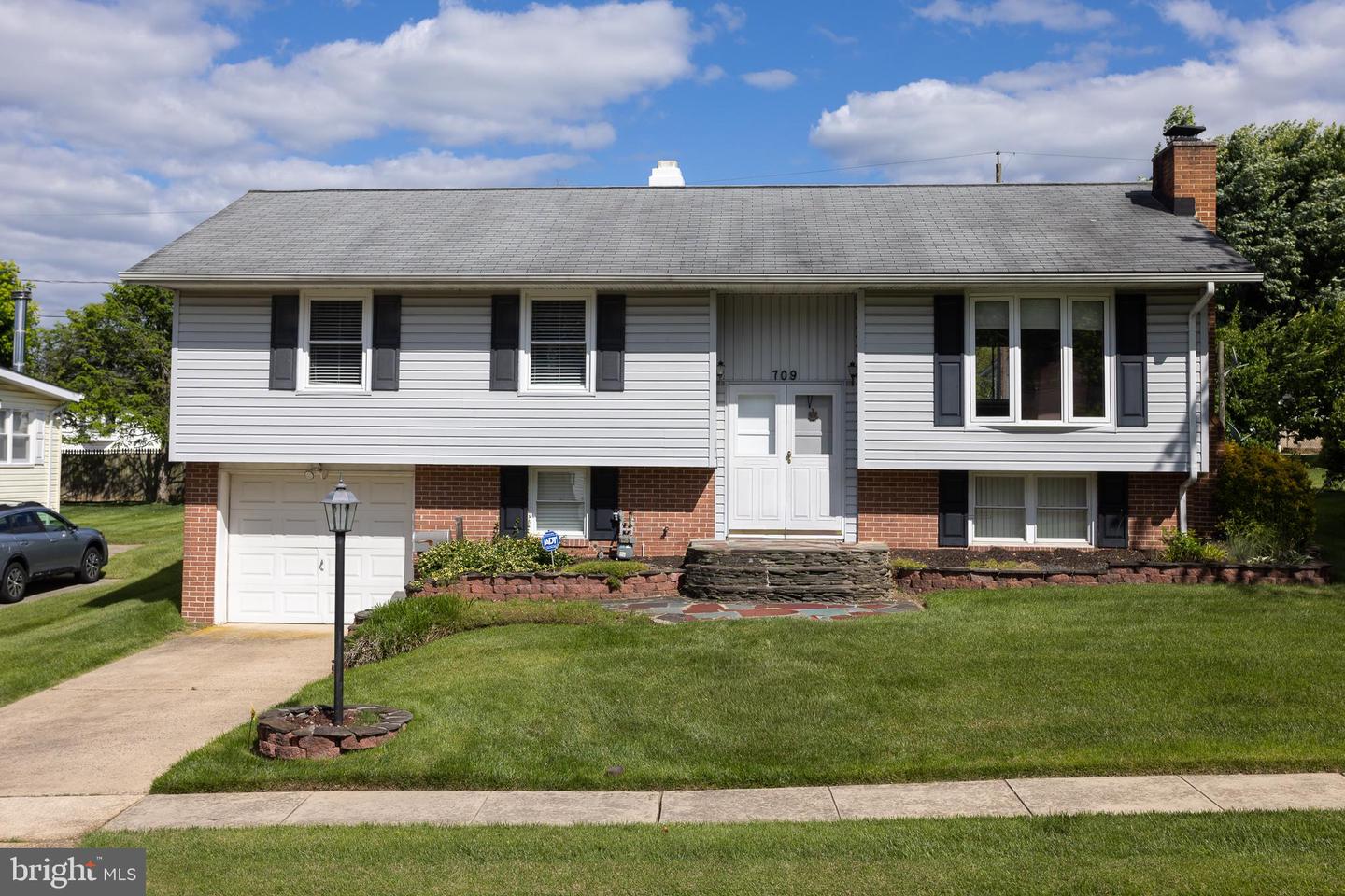 709 Bayberry Road, Edgewood