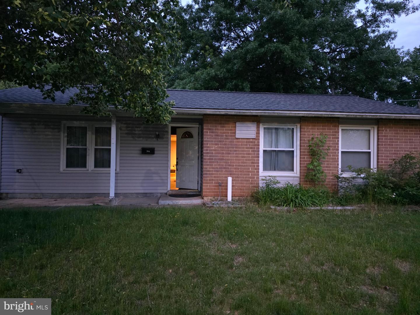 704 Falconer Rd