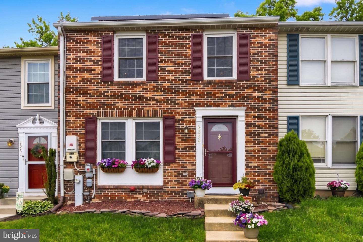 3234 Split Oak Court