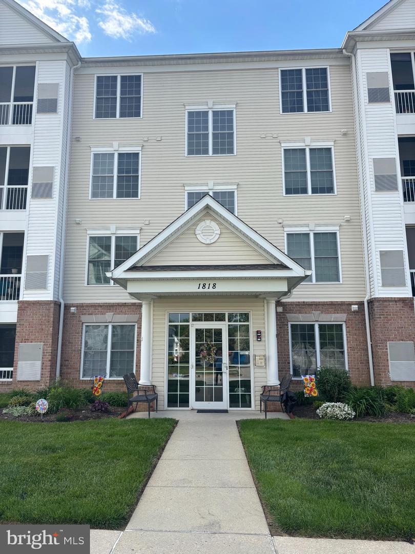 1818 Selvin Drive #301