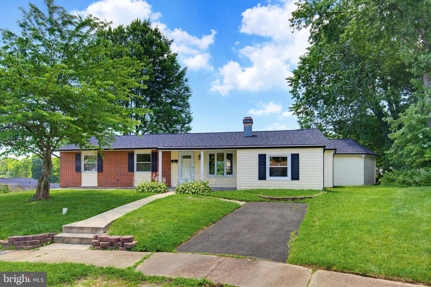 403 Ensor Ct