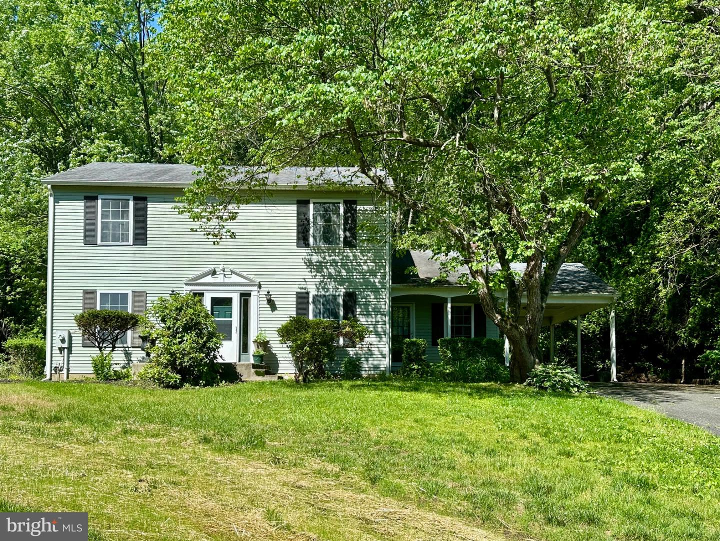 2902 Kathleen, Forest Hill