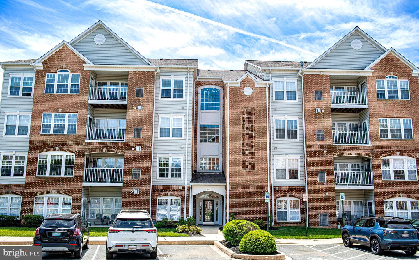 203-E Secretariat Drive #203-E
