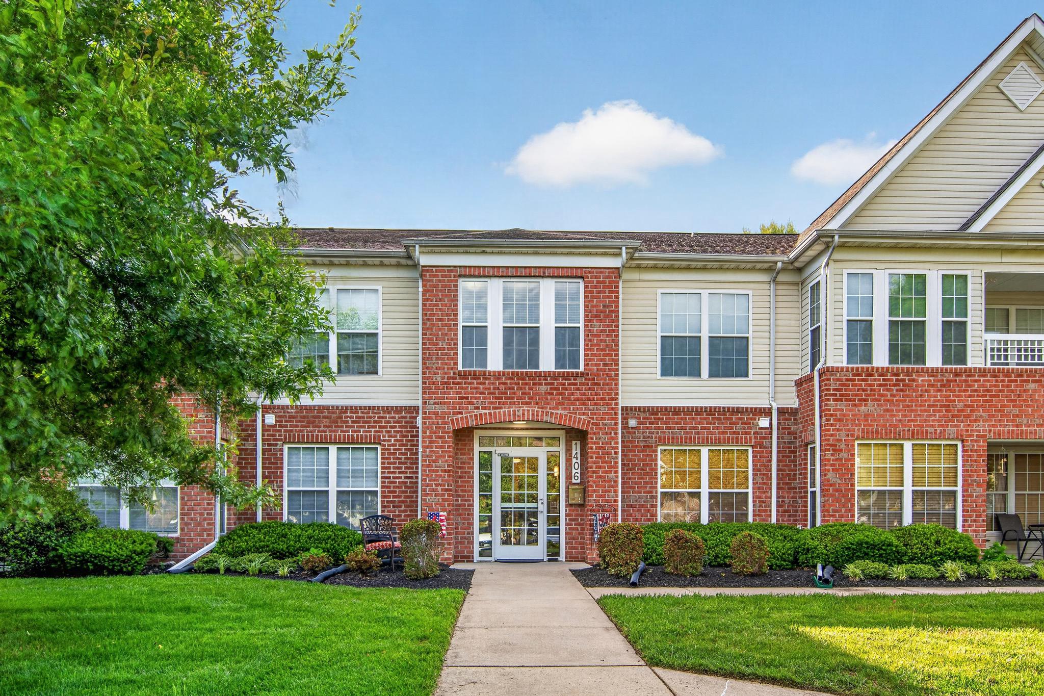 1406 Bonnett Place #209