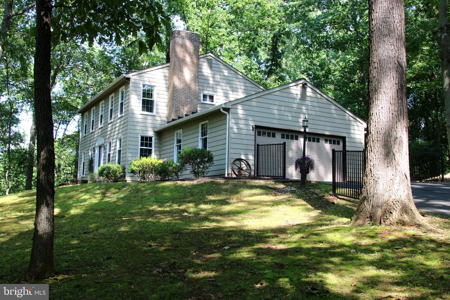 901 Southampton Road