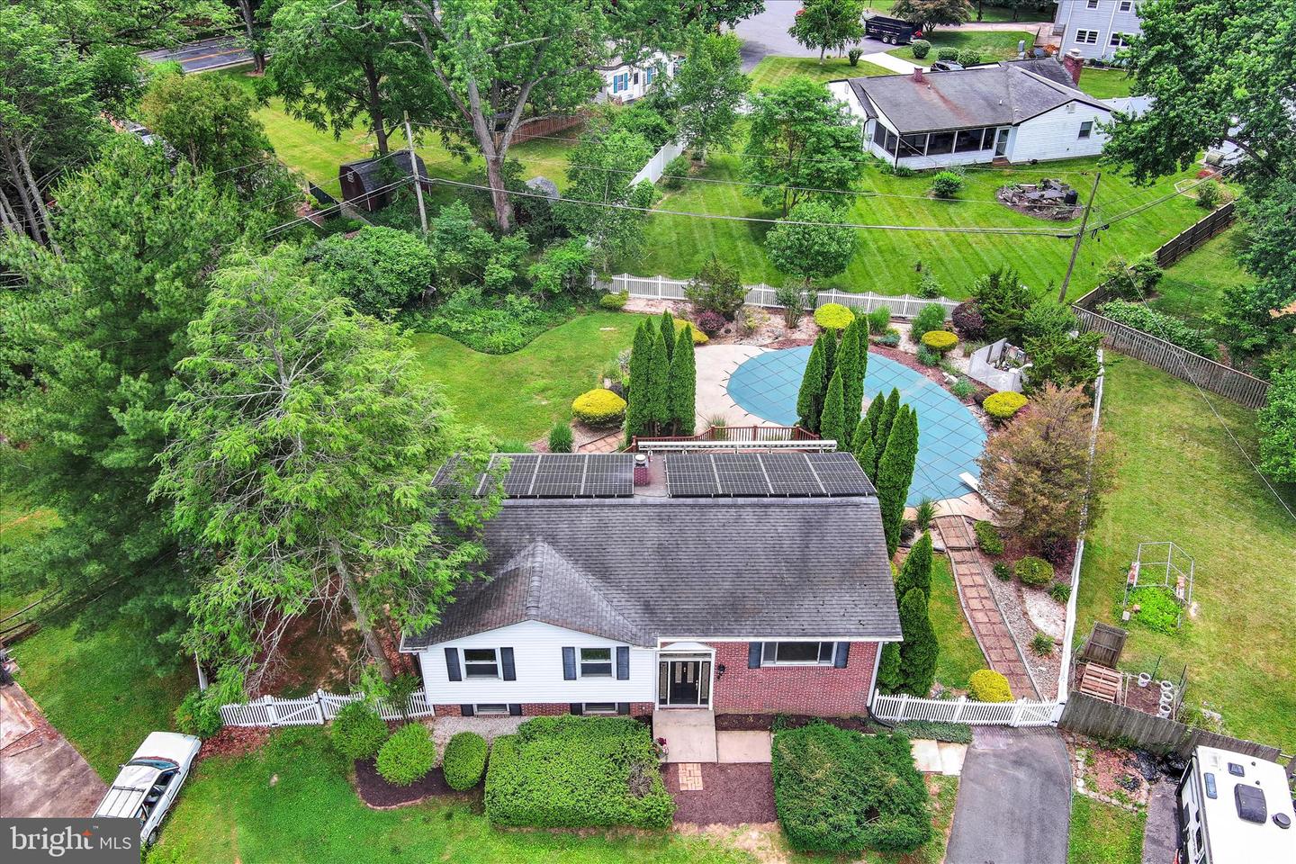 1502 Meadow Court