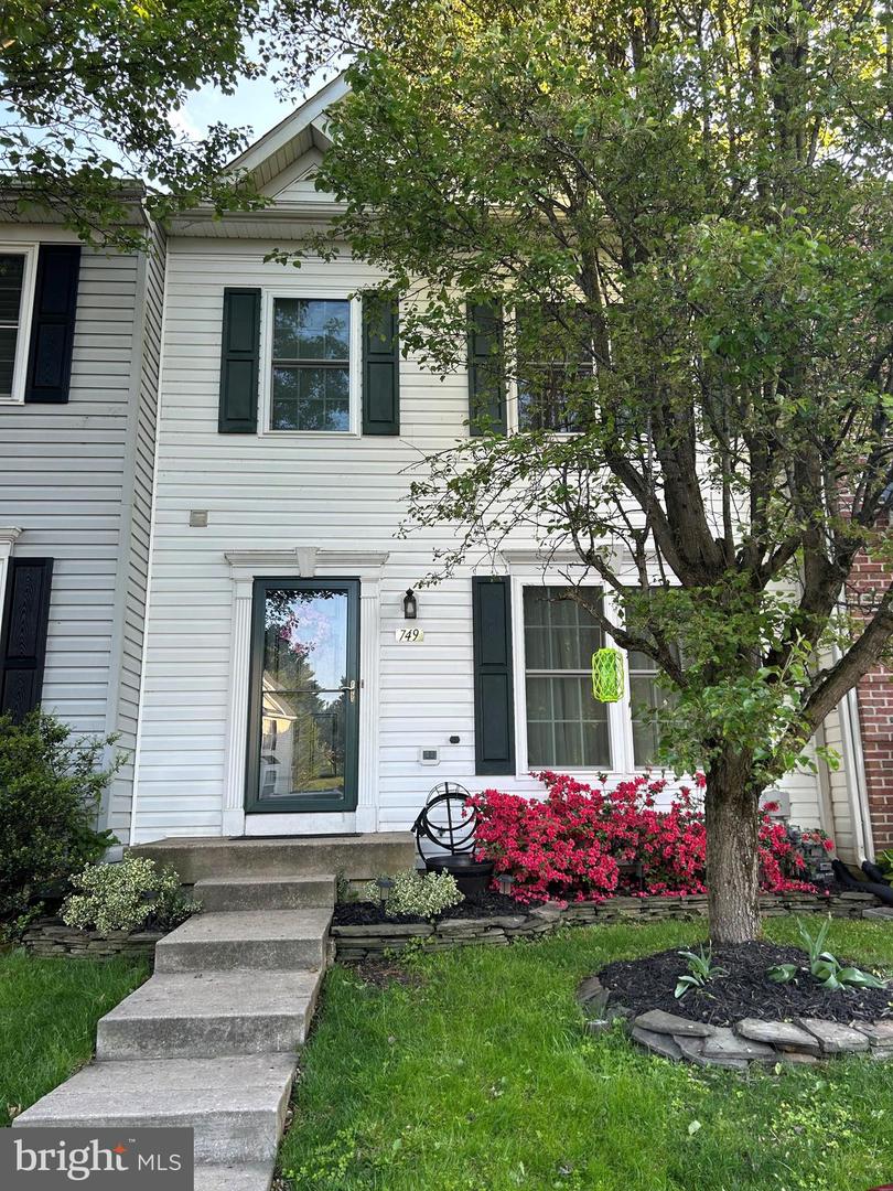 749 Shallow Ridge Court