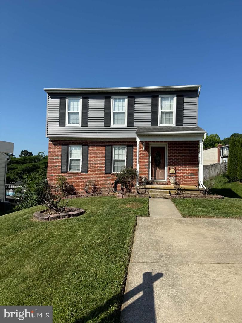 702 Foot Hill Rd