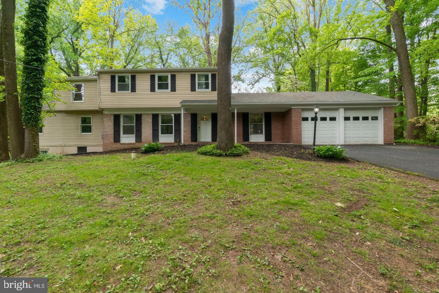 200 Maxwell Court