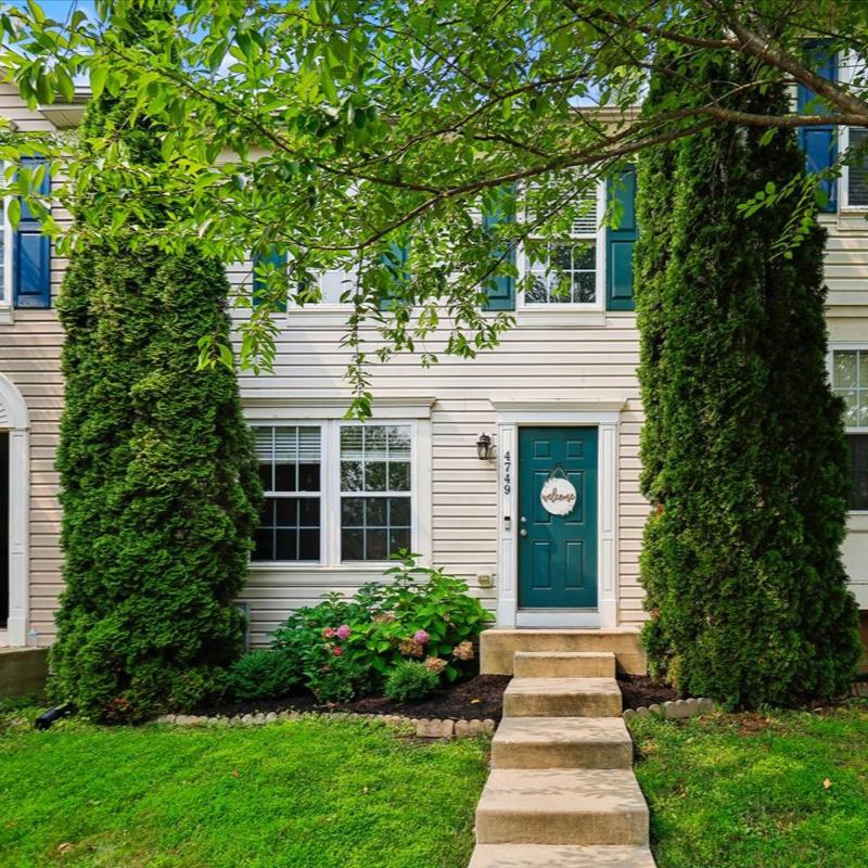 4749 Coralberry Court