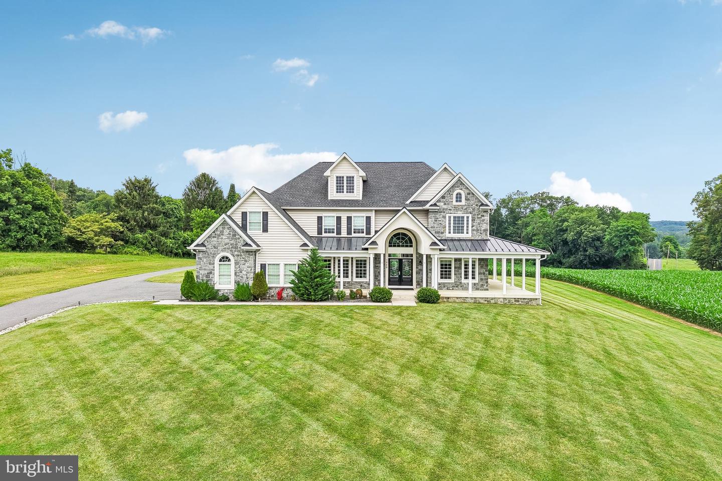 1250 Heaps Road