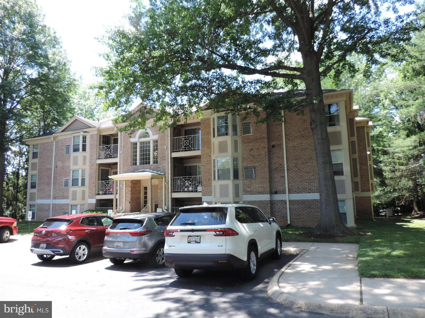 205 Star Pointe Court #1d
