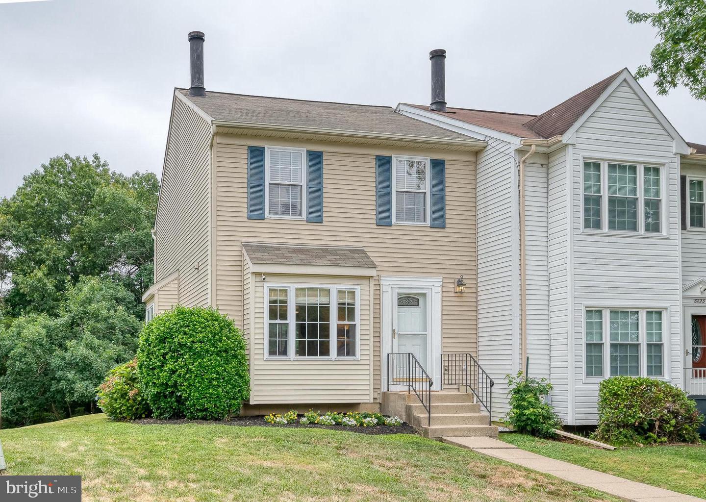 3221 Arbor Hill Court