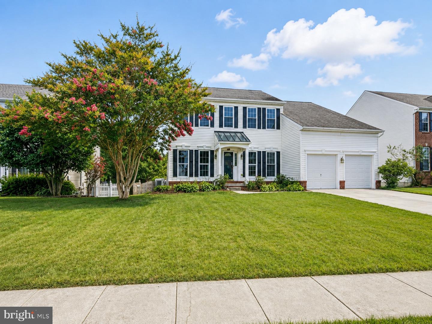 1420 Moonshadow Road