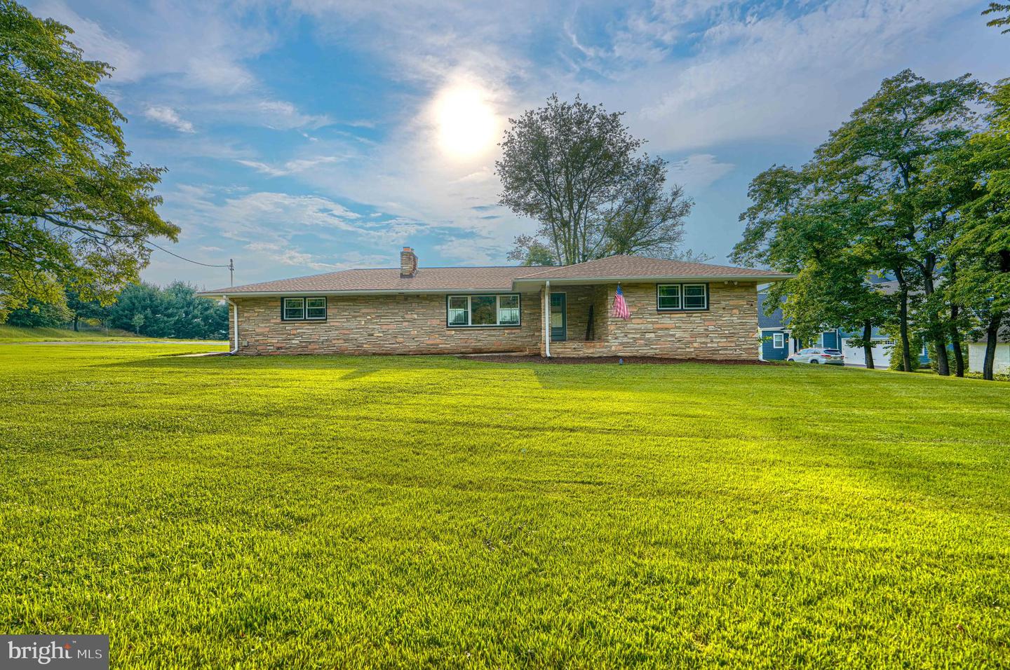 526 Red Pump Road