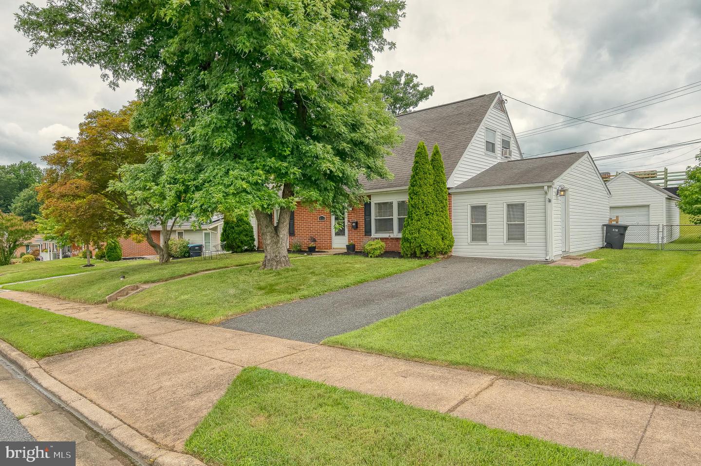 416 Enfield Road