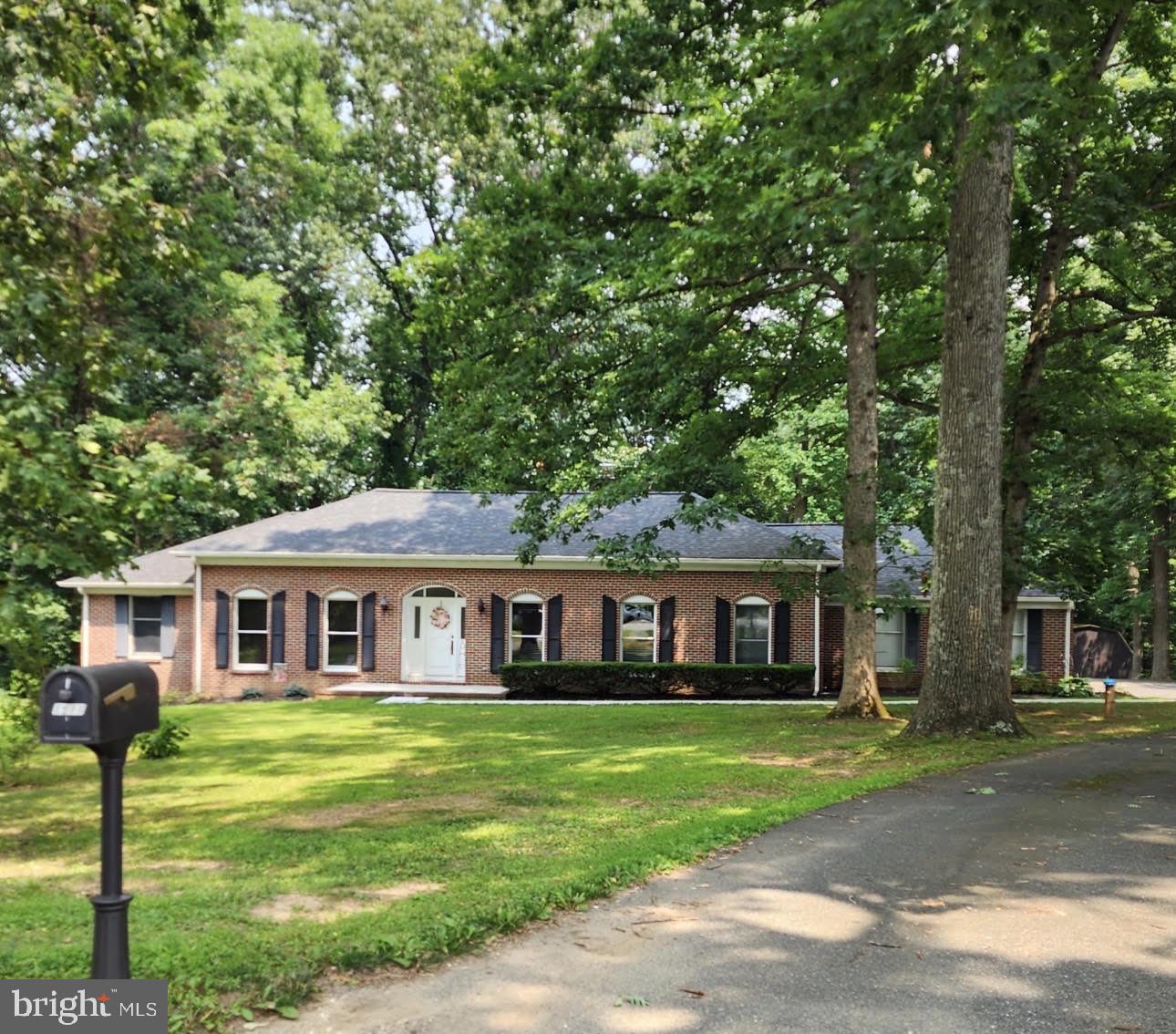 1511 Lady Anne Court