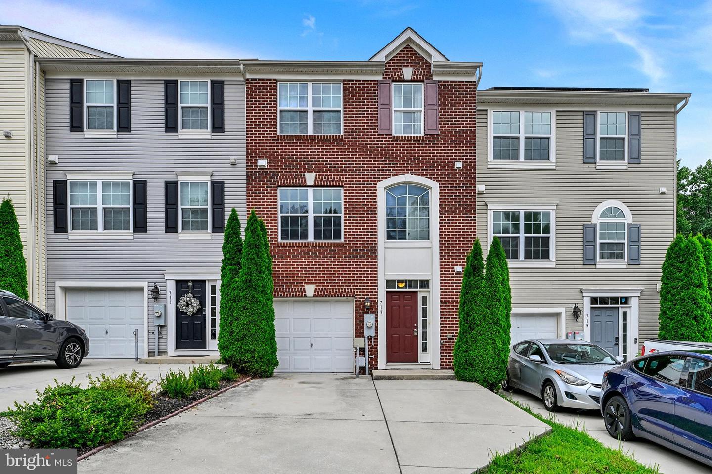 713 English Ivy Way