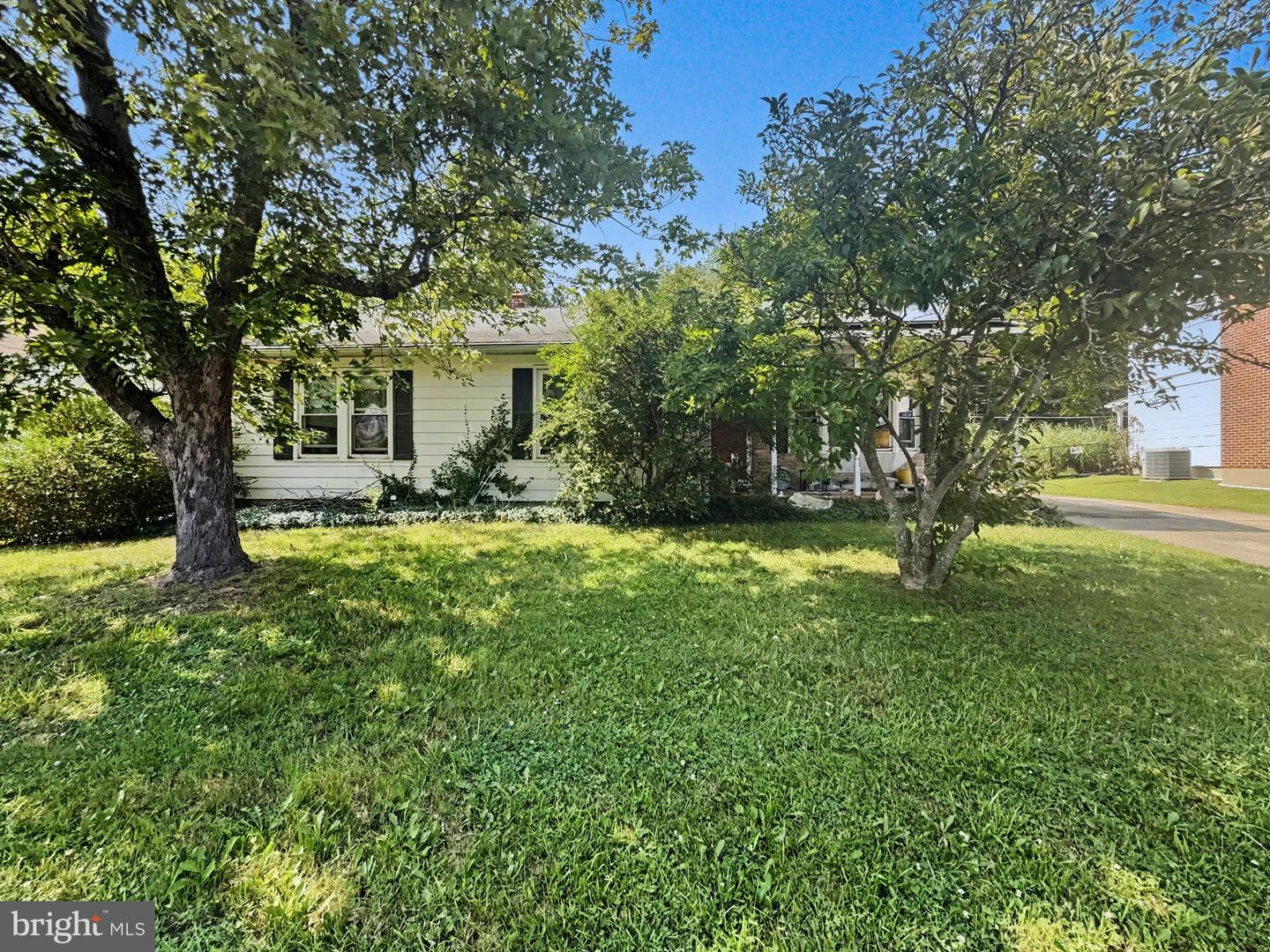 1912 Harewood Road, Edgewood
