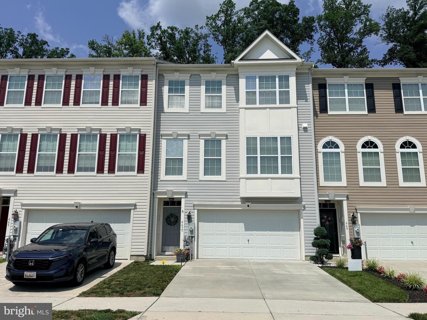 667 English Ivy Way