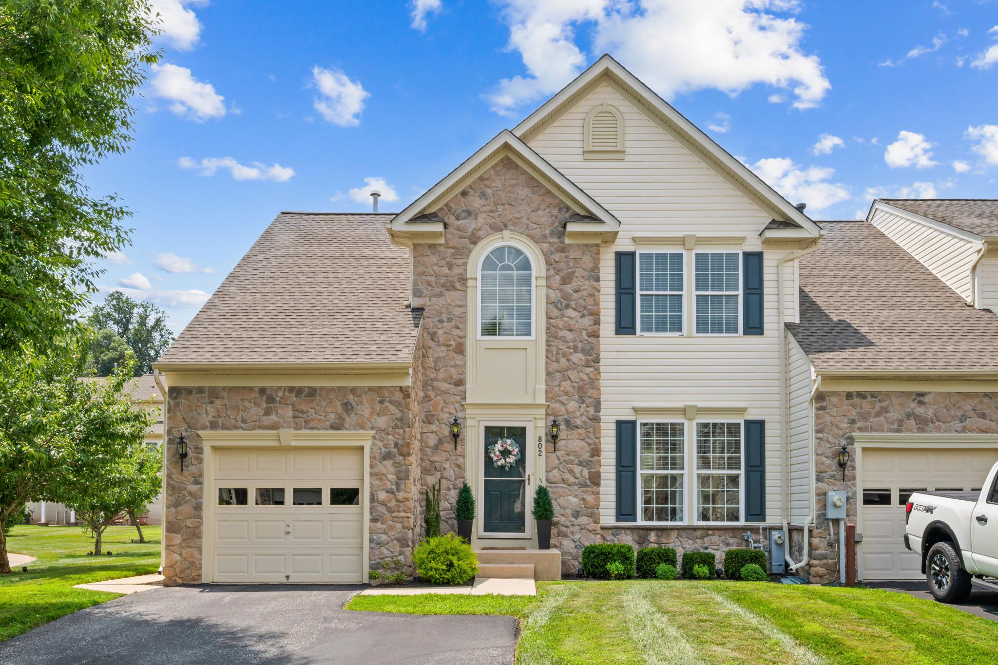 802 Dressage Court