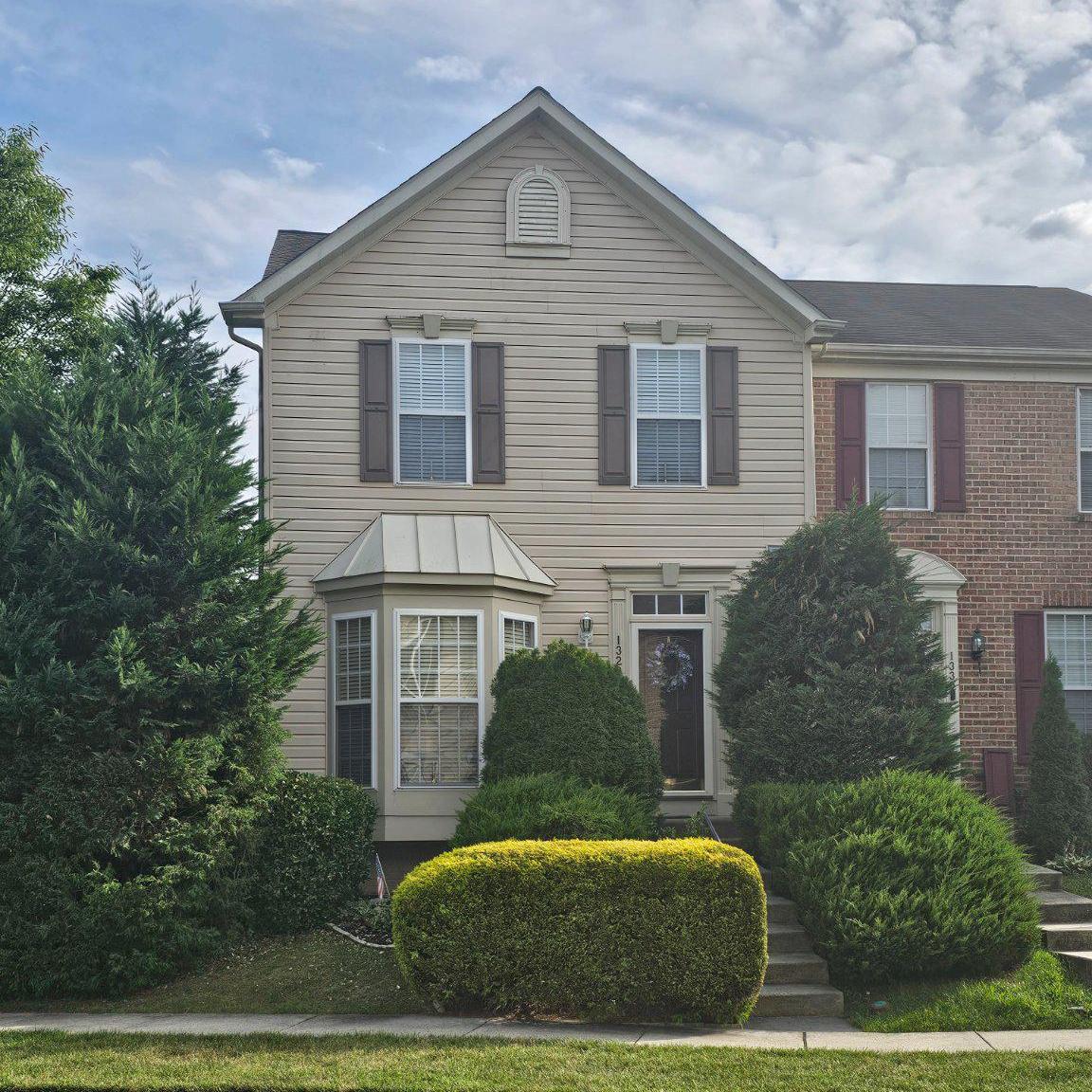 1328 Lewis Lane