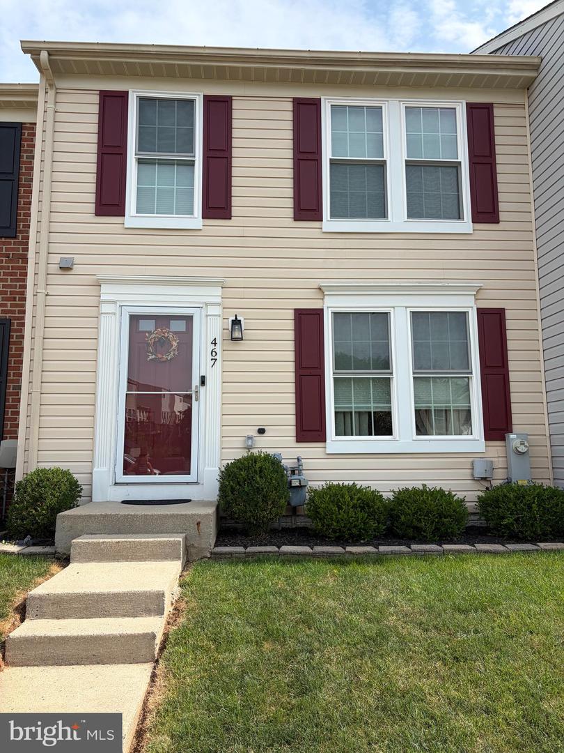 467 Rose Way
