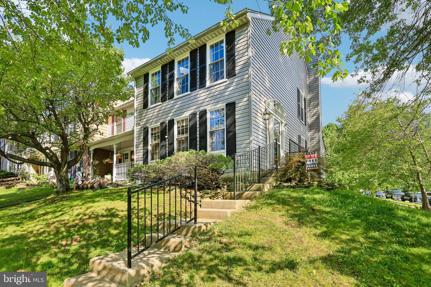 1701 Beechbank Way