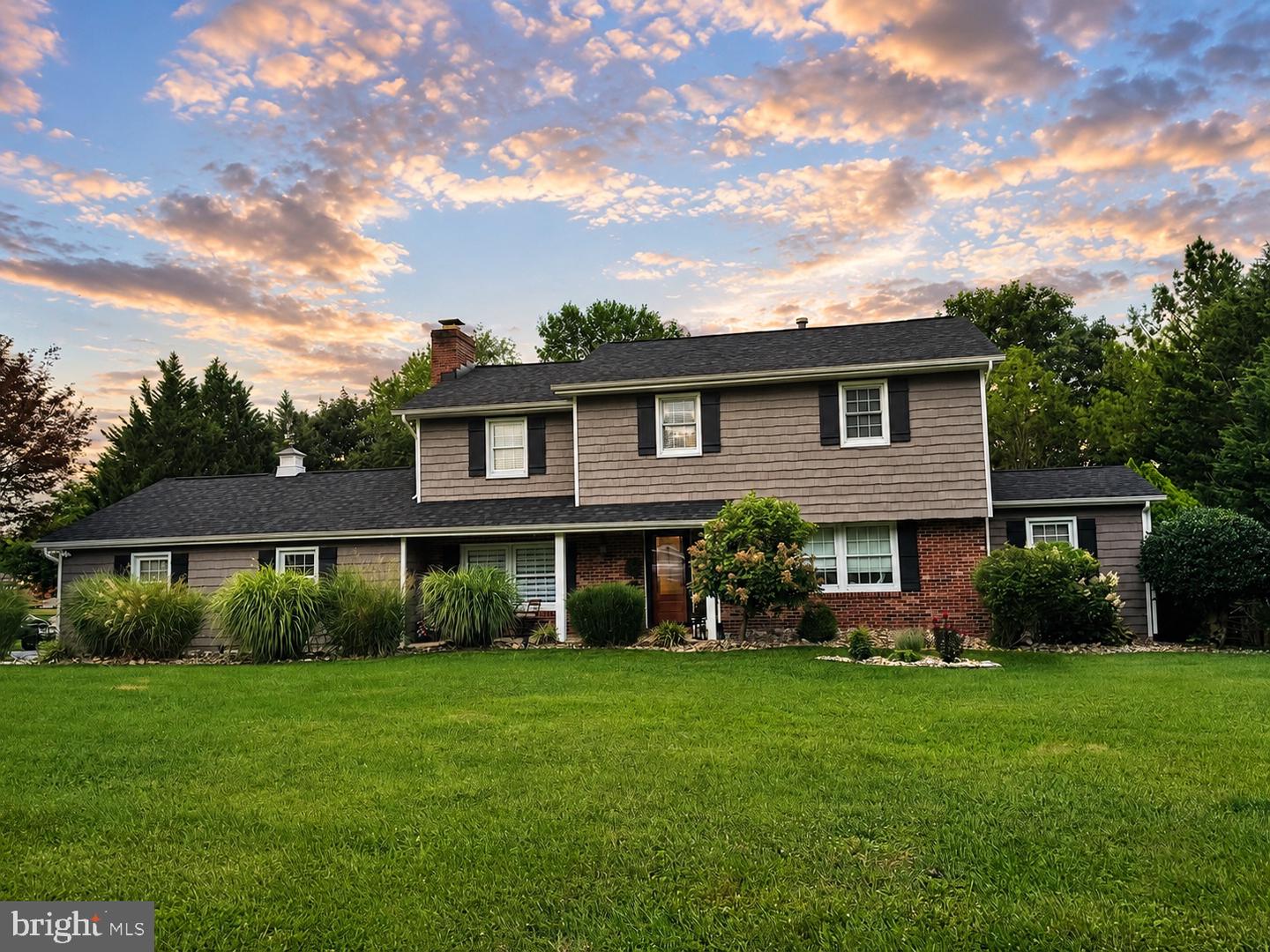 1405 Gunston Road